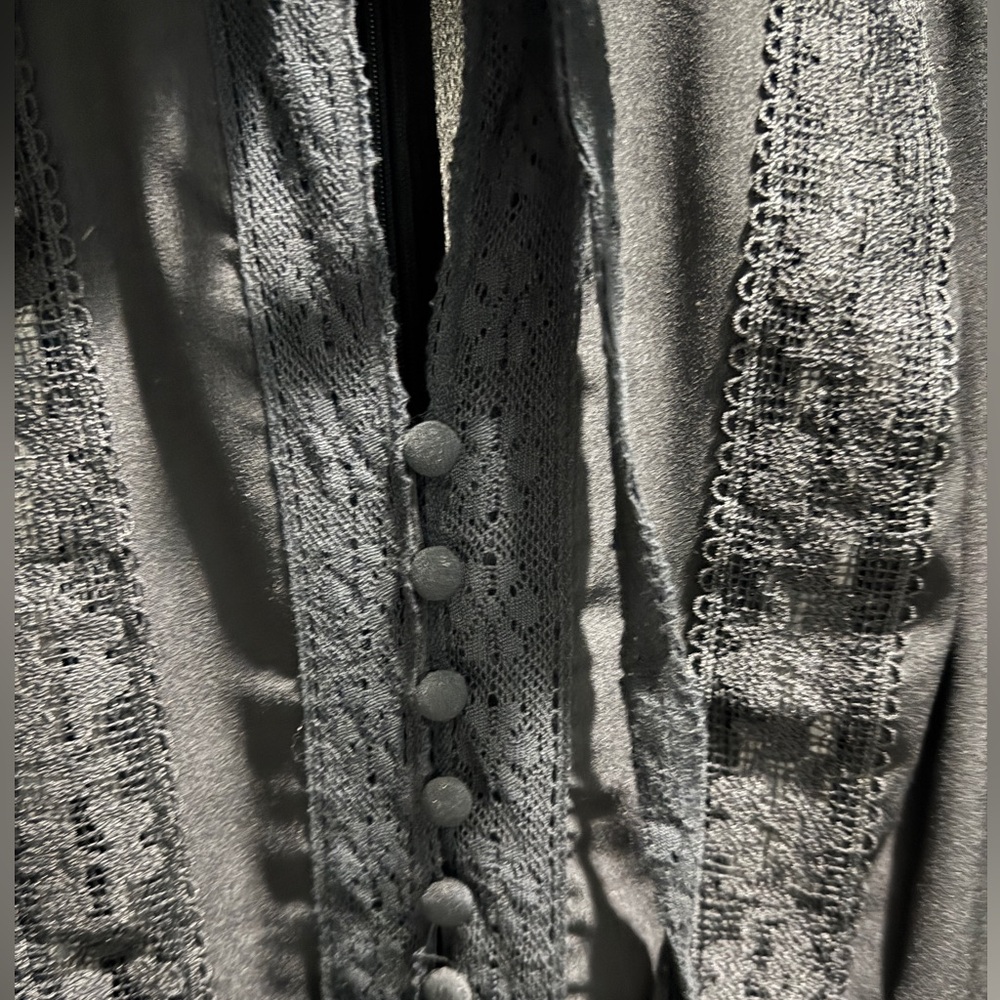 Stellah Black Lace Ruffle Dress - XS - Picture 7 of 7